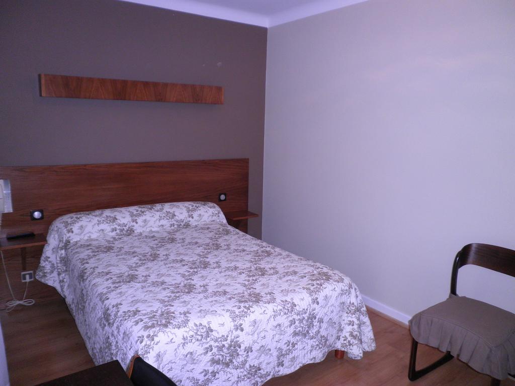 Hotel Plaisance Brive-la-Gaillarde Quarto foto